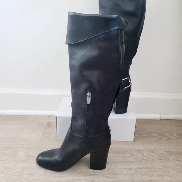 Vince Camuto Black Sidney Leather Block Heel Tall Knee High Buckle Boots 8.5 - Picture 10 of 16